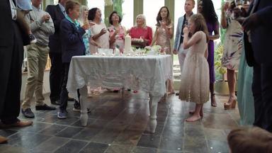 婚礼客人跳舞婚礼接待丁顿威尔特郡曼联王国